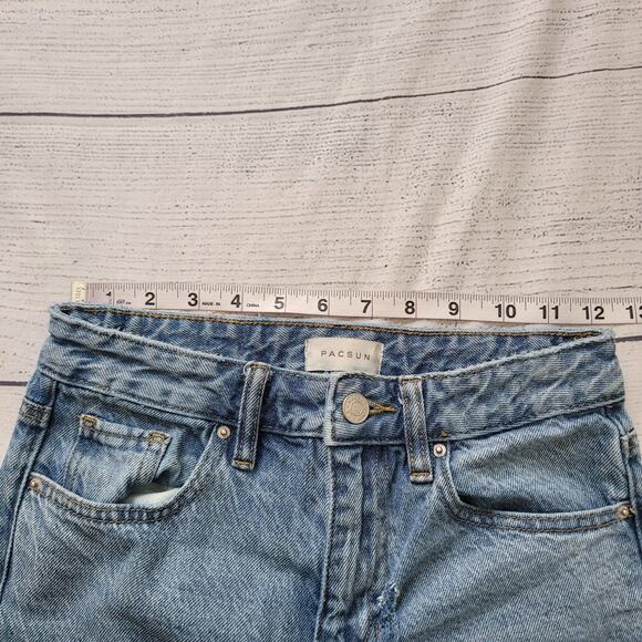 Pacsun Size 24 Jessie High Rise Baggy Light Wash Blue Jeans - Picture 2 of 9